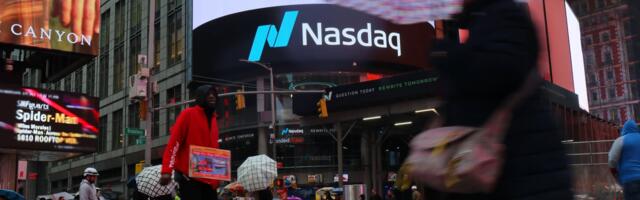 US tech slide extends into second day as concerns over AI rally rise
