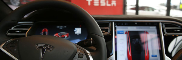 Tesla recalls 135,000 vehicles over touchscreen failures