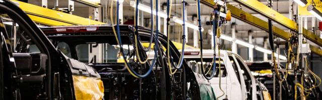 Senators rip into automakers for selling customer data and blocking right to repair