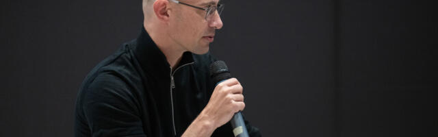 Shopify CEO commits to ‘buy local’ features for Shop app after criticizing Canada’s tariff response Shopify CEO commits to ‘buy local’ features for Shop app after criticizing Canada’s tariff response