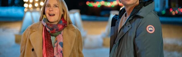 Watch: Alicia Silverstone and Melissa Joan Hart team up for A Merry Little Ex-Mas