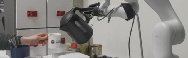 University students create AI-powered coffee-brewing robot arm