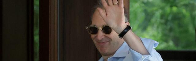 Watch out, workers: Amazon's AI flex this week shows how AI is transforming jobs.