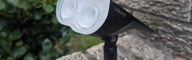 Linkind Smart Solar Spotlight SL5C Review: Efficient LED Lighting For Your Front Yard