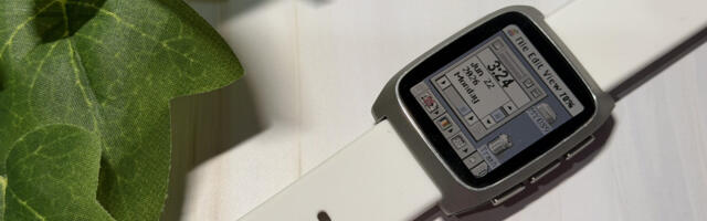 Pebble has a surprisingly generous fix for faulty Time 2 watches