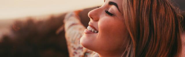 The art of needing less: 8 habits of people who stopped chasing happiness and accidentally found it