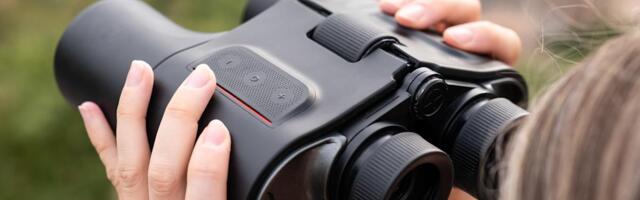 Unistellar’s smart binoculars can tell you which mountain you’re looking at