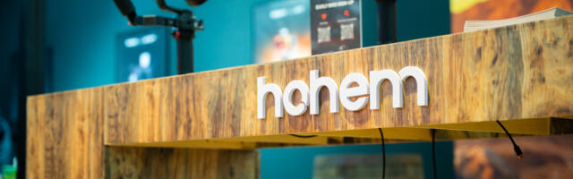 The best Hohem mobile gimbals drop to record-low prices!