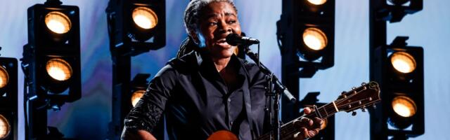 Everyone’s being weird about Tracy Chapman’s “Fast Car”