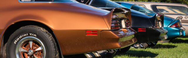 Are The Chevy Camaro & Pontiac Firebird Actually The Same Car?