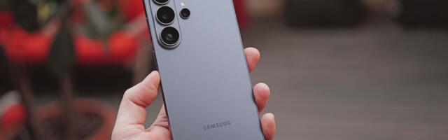 Check Out the Galaxy S26 Ultra's Sleek Design and Privacy Display