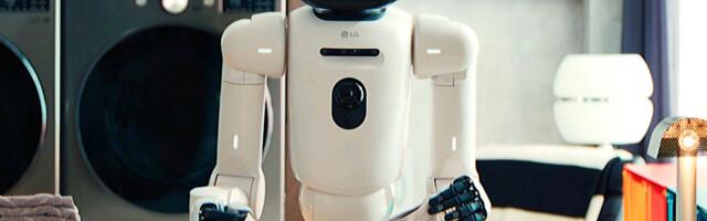 LG's New Home Robot Can Do More Than Just Fold Laundry
