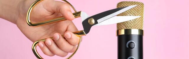 'Elite clippers' are earning big paychecks by helping podcasters and livestreamers stay in your social feed