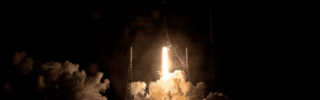 SpaceX successfully launches a Falcon 9 booster for a record seventh time