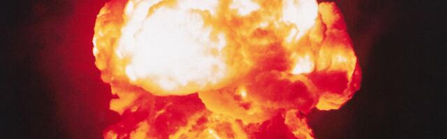 The History and Physics of the Atomic Bomb