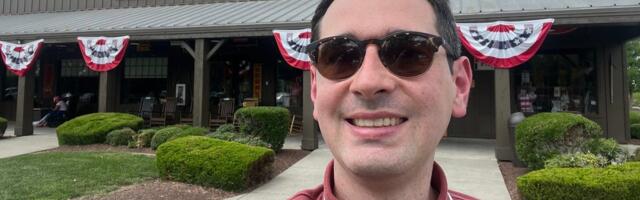 Never mind the logo, my Cracker Barrel visit shows the food is the problem.