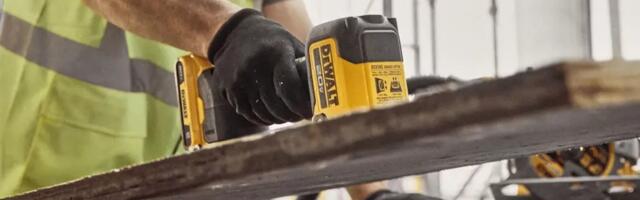 DeWalt Grabo Vs. Grabo Pro: What's The Difference Between These Suction Lifters?