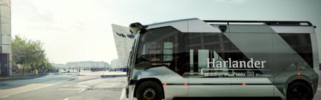 Oxa and eVersum partner on Belfast self-driving shuttles