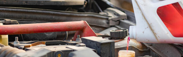 How To Dispose Of Old Antifreeze (The Safe Way)