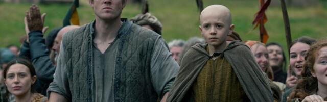 'A Knight of the Seven Kingdoms' just revealed Egg's true identity. And yes, that prophecy comes true in the books.