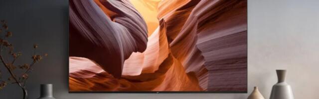 Wrangle Your Ugly TV Cables With This Easy DIY Solution