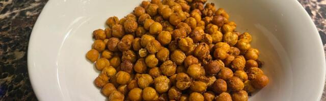 Cheap and Tasty: These Air Fryer Chickpeas Are My Favorite Snack Hack