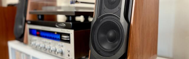 These Edifier speakers are my daily drivers, and they’re $150 off right now