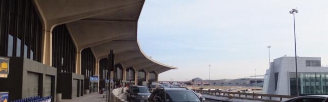 Airport Delays Pick Up One Week Into Shutdown