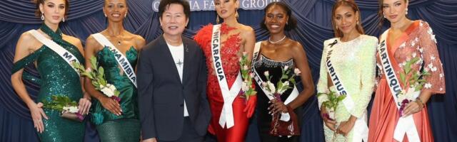 The Miss Universe director who yelled at Miss Mexico was supposed to be restricted. He's attended all of the pageant's major events.