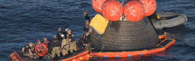 Watch the closeup moment they opened the Artemis II hatch after splashdown