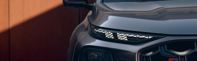 Here's Audi's next Q7 SUV and US-only SQ7, now with an RS V8