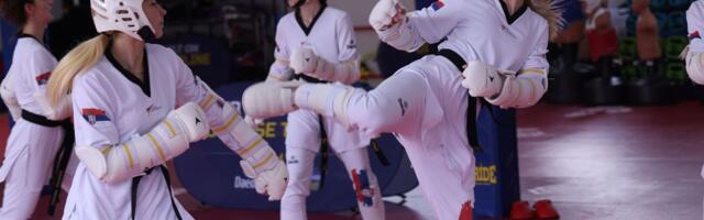 "Pitaju nas da li tučemo svoje momke?" Kako su Srpkinje od borilačkog napravile ženski sport i osvojile svet! /VIDEO/