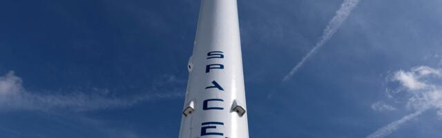 SpaceX pitches investors $1.8tn valuation in historic IPO