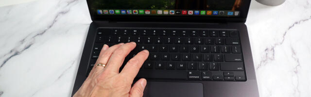 Want to turn your MacBook into a weighing scale? Me neither, but an app that gives the trackpad this ability looks impressively accurate