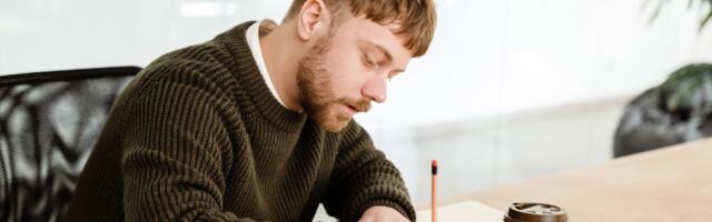 8 tiny morning habits that quietly separate content people from those who feel stuck in life