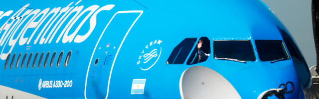 Why Do The Cockpit Windows Open On Some Aircraft?