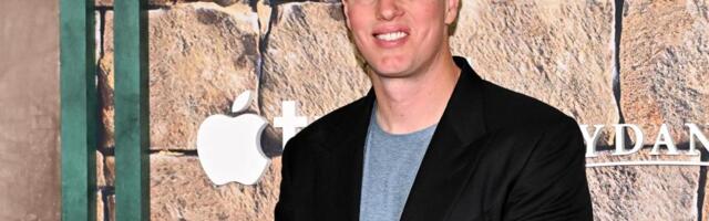 Warner Bros asks investors to reject takeover bid from Paramount Skydance