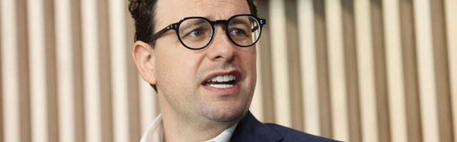 ‘Humanity needs to wake up’ to dangers of AI, says Anthropic chief