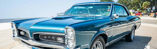 Pontiac GTO Vs Oldsmobile 442: How Do These Legendary Muscle Cars Compare?