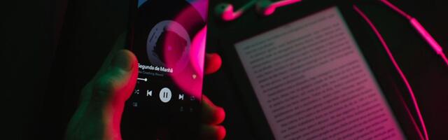 Spotify might soon let you sync audiobooks with real books