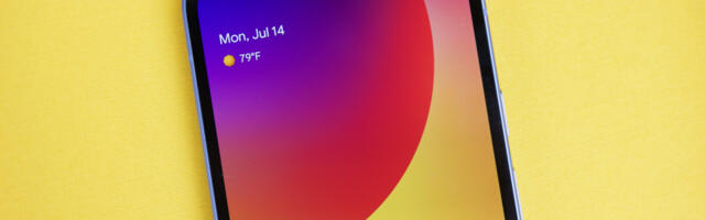 Some Pixel owners are getting a more powerful At A Glance widget