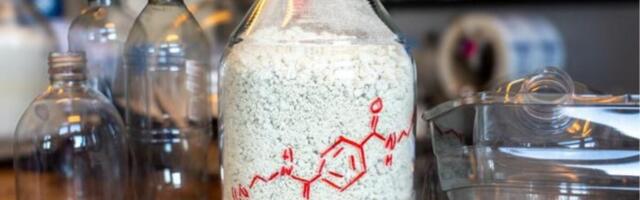 Scientists Turned Plastic Trash Into a Material That Eats Carbon