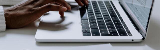 Apple’s 2017 MacBook Air is now 80% off