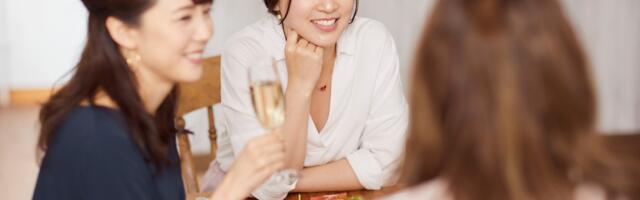 People who have a hard time maintaining close friendships aren’t lonely because they can’t connect — they’re lonely because they connect quickly and withdraw quietly, and the withdrawal is so gradual and so habitual that most of them have never once watched themselves do it in real time