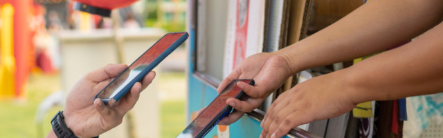 5 reforms necessary to create a truly cashless society