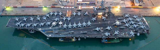 Do US Navy Pilots Use Autopilot To Land Jets On Aircraft Carriers?