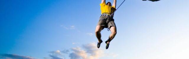 Bitcoin clings to monthly gains, historic losing streak still in play