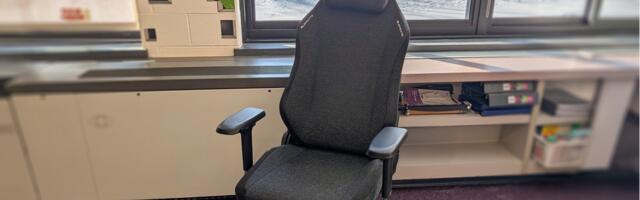 Blacklyte Athena Pro Review: Watch out, Secretlab?