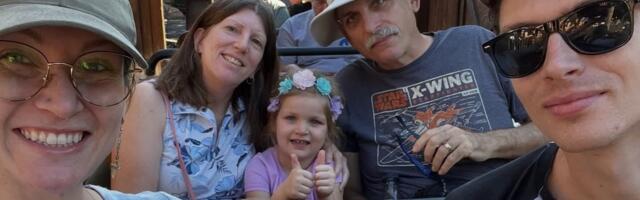 It's become impossible to visit Disney without a smartphone. I'm not nearly as sad about it as I thought I'd be.