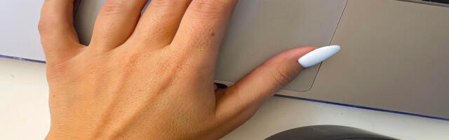 How To Type With Long Nails (On A Phone And Laptop)